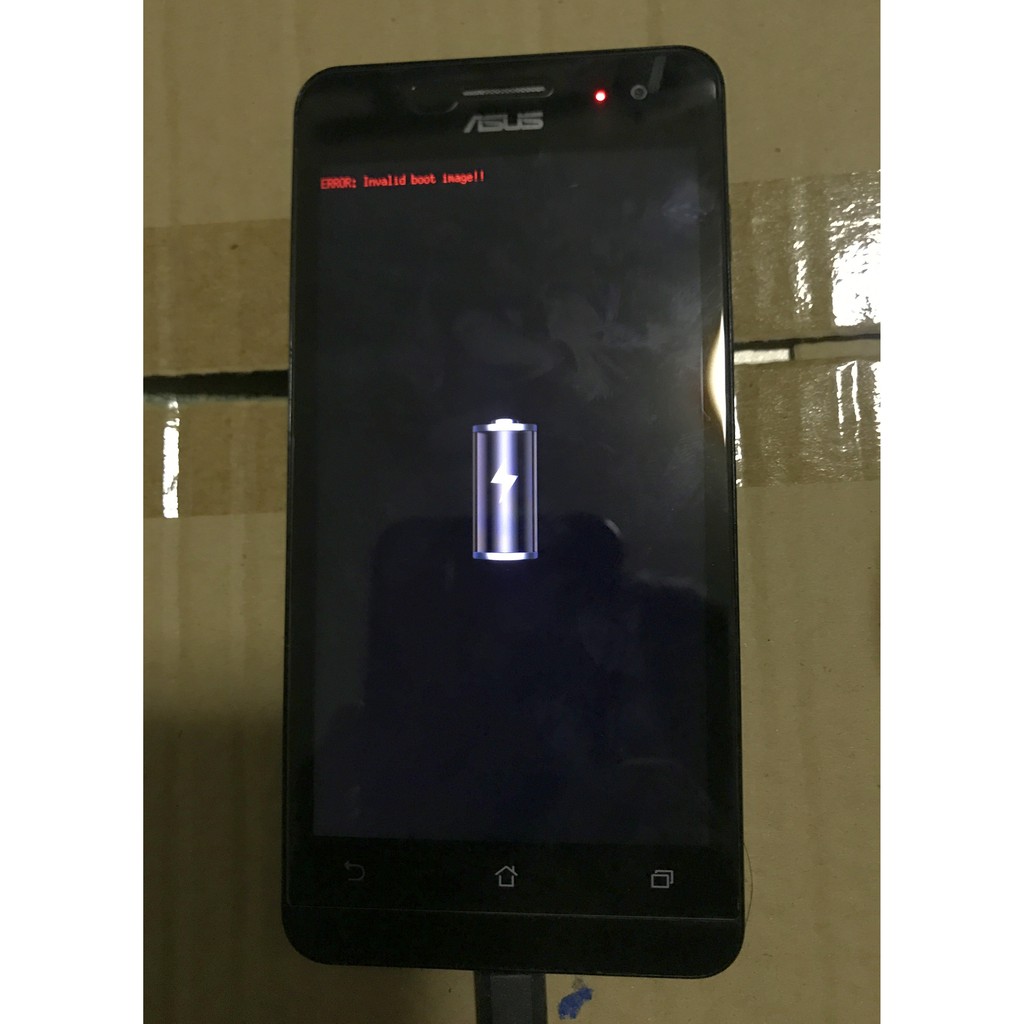華碩 Asus Zenfone 5 LTE t00p asus 故障機 當零件賣