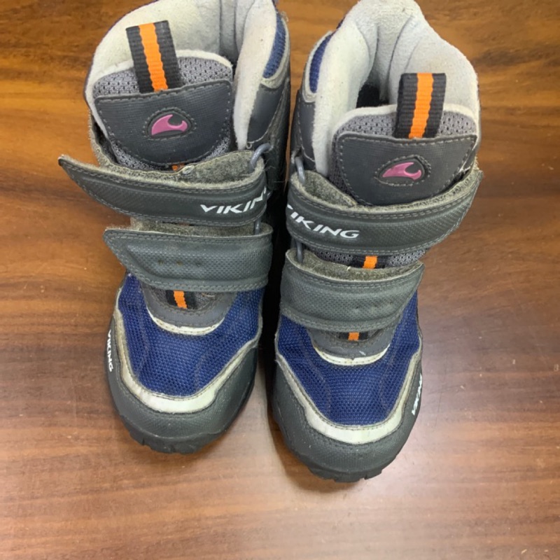 VIKING 童 登山鞋 Gore-Tex  款 11