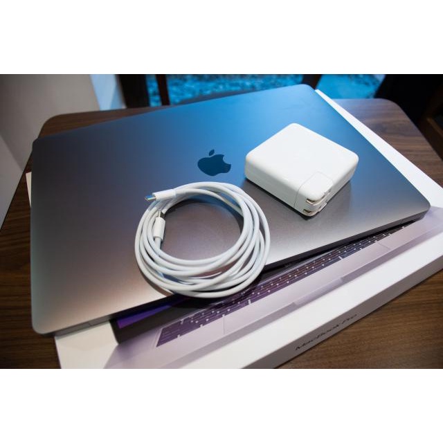 台中 高規格  MacBook Pro 16吋 i9 (2.3) 64G 1TB 太空灰 灰色 蘋果電腦
