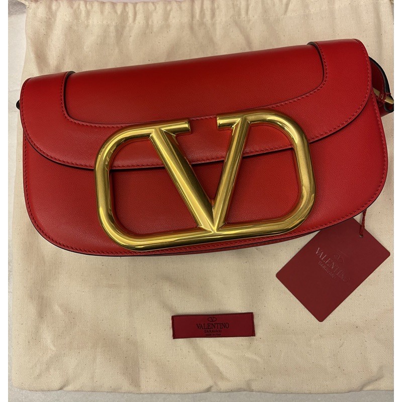 《全新正品》Valentino Garavani范倫鐵諾 開運紅大V logo小牛皮 肩背包 斜背包