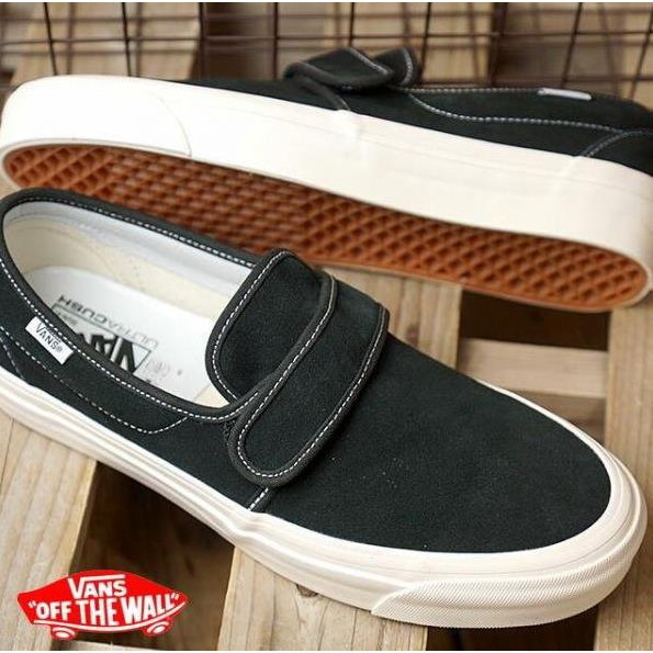 vans slip on 47 v