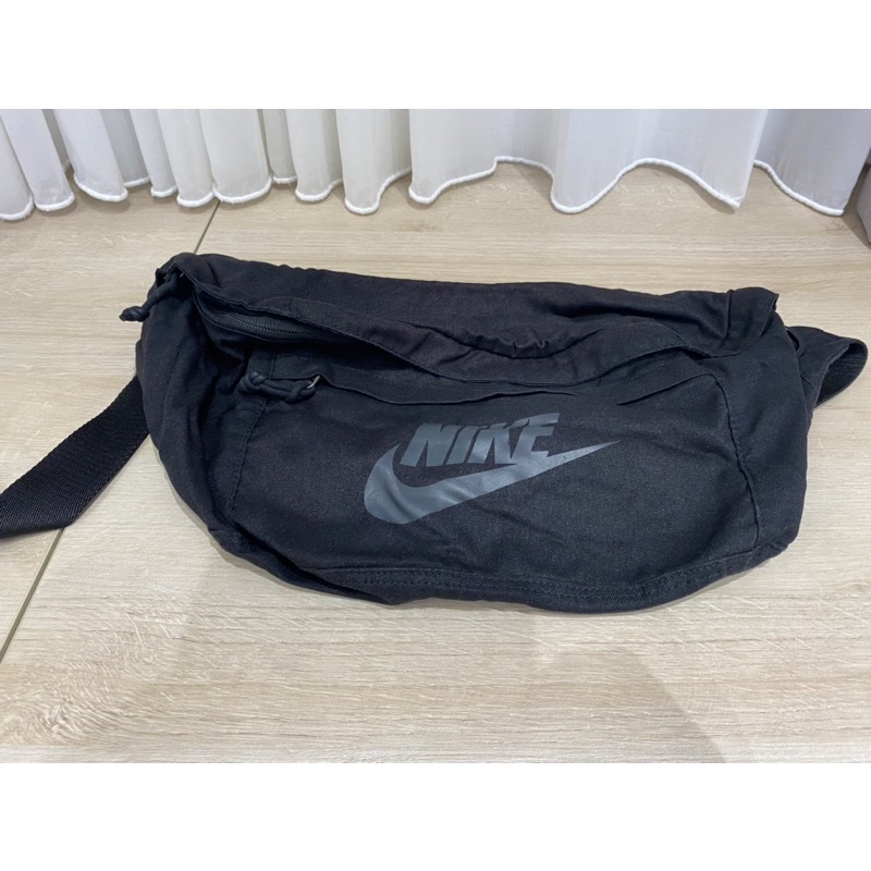 二手 NIKE TECH HIP PACK 黑色 腰包 大腰包 BA5751