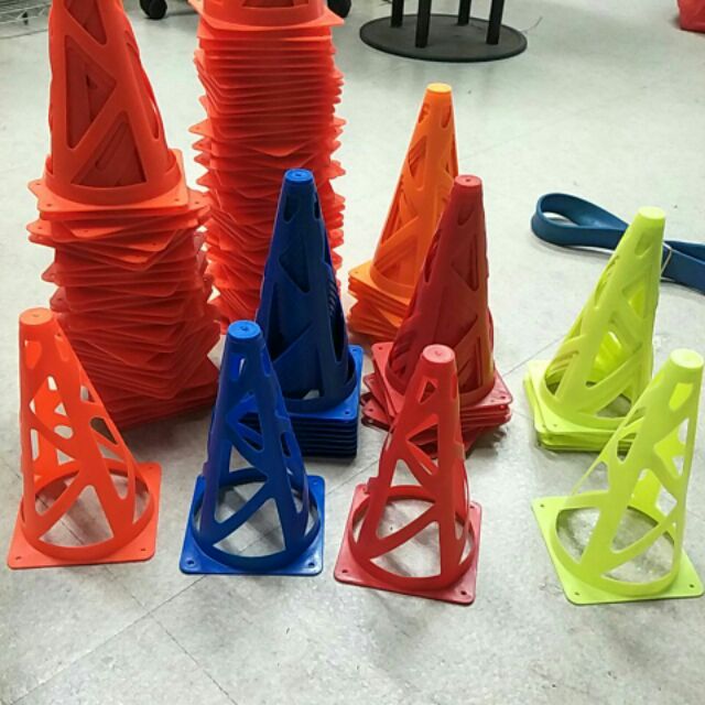 遊戲 三角錐 團體競賽 活動 滑步車 直排輪