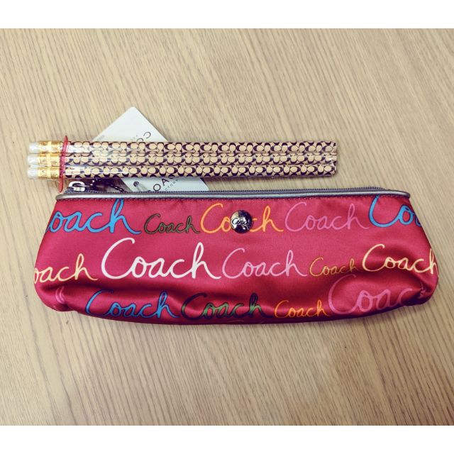 ［全新正品附吊牌］Coach桃紅色鉛筆盒/筆袋-附鉛筆