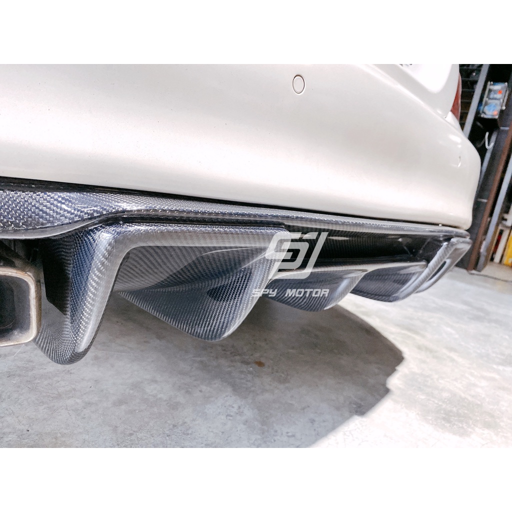 【SPY MOTOR】Benz W218 CLS 碳纖維後下巴
