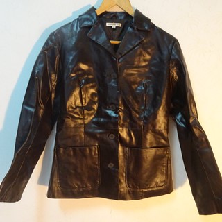 竇騰璜Stephane Dou真皮皮衣 女皮衣 手工皮衣 重機車服 皮夾克 皮外套 二手皮衣 深咖啡色 40號 臺北東區