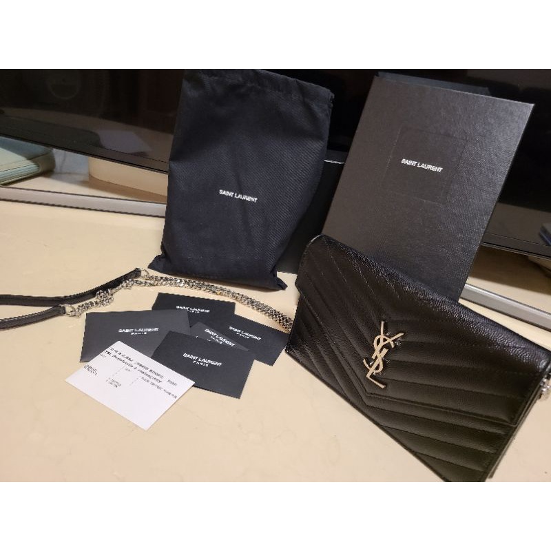 二手99.99％極新＿老婆的Saint Laurent YSL魚子醬可拆肩帶翻蓋信封包手拿包黑銀