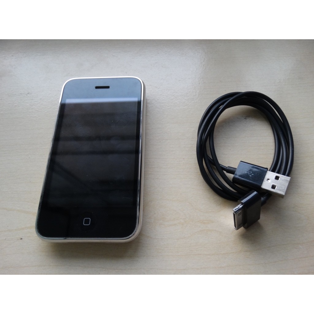 二手手機拍賣 免運費  Apple iPhone 3GS 16G 蘋果3代