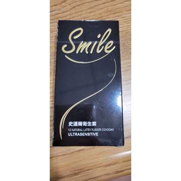 全新品有封膜SMILE史邁爾廠超薄款12入衛生套