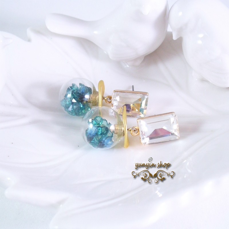 Yunyin SHOP 韓風 耳環 飾品 / 韓版 方鑽散水晶乾燥花玻璃球垂墜式耳環 (E396)