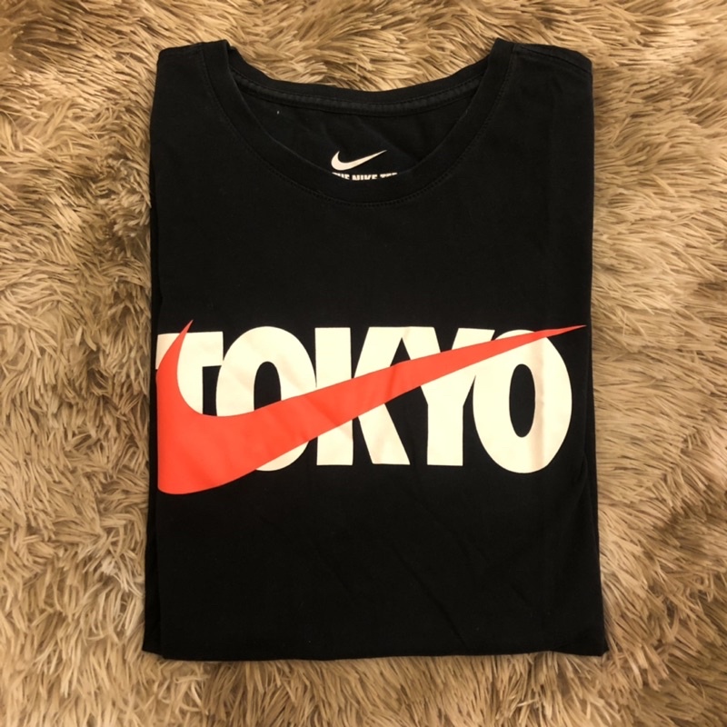 這裡麻煩來✌🏻手《二手》nike TOKYO_t-shirt