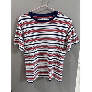 Uniqlo 圓領短袖條紋上衣