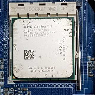 AMD Athlon II X2 240雙核心處理器+華擎N68-S主機板+DDR2 2GB記憶體、附風扇與擋板
