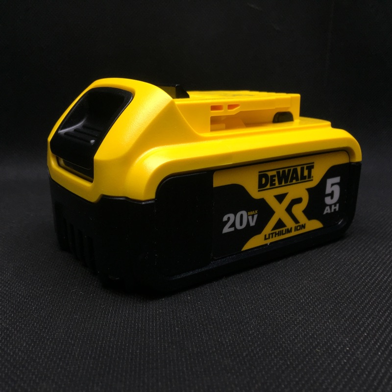 全新 得偉原廠 DeWALT DCB205 20V 5.0Ah 新版電顯電池