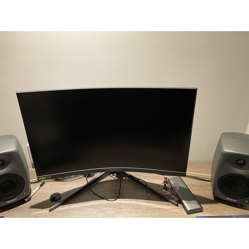 Samsung g7 240hz 曲面 27吋