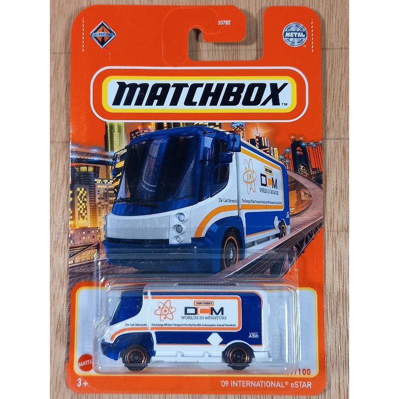 阿揚的模窟~火柴盒小汽車  MATCHBOX 09 INTERNATIONAL eSTAR 環保電動車