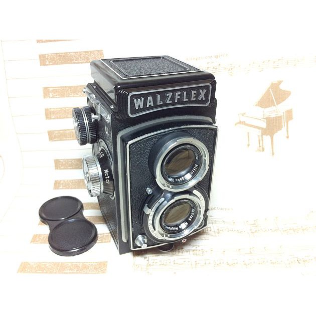 【跳蚤小舖子】 Walz Walzflex IIIa ----中片幅6x6 120底片 雙眼相機TLR