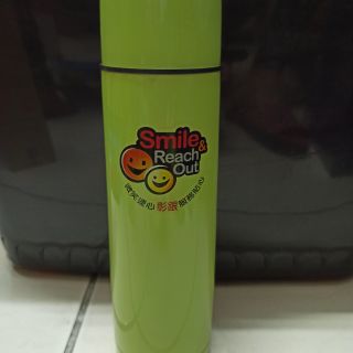 蘋果綠 不鏽鋼保溫瓶（出清價）