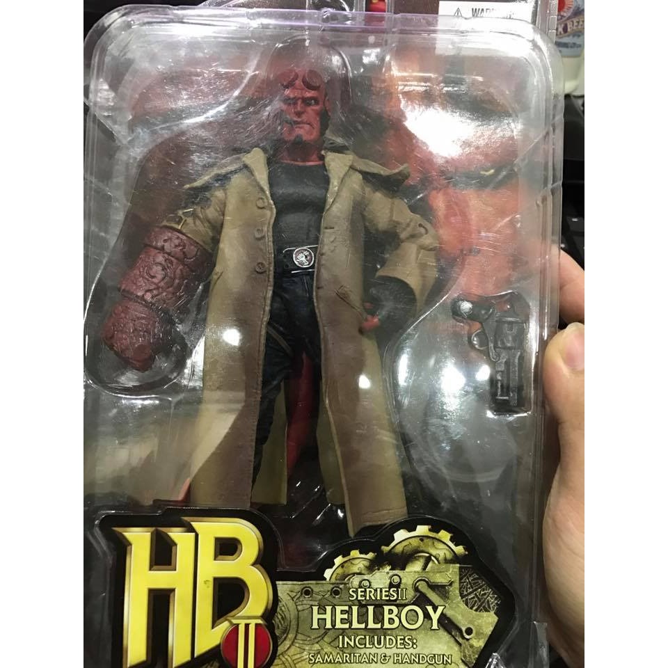 Mezco hellboy 地獄怪客 叼煙版 7吋可動人偶 廠貨再版