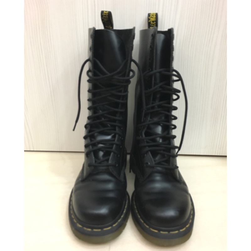 Dr. Martens 14孔 size：歐碼38