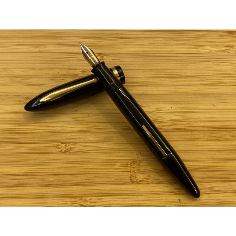 40‘s美國西華Sheaffer balance 配備Feather Touch #5 尖黑色鋼筆，原裝14K雙色金筆尖