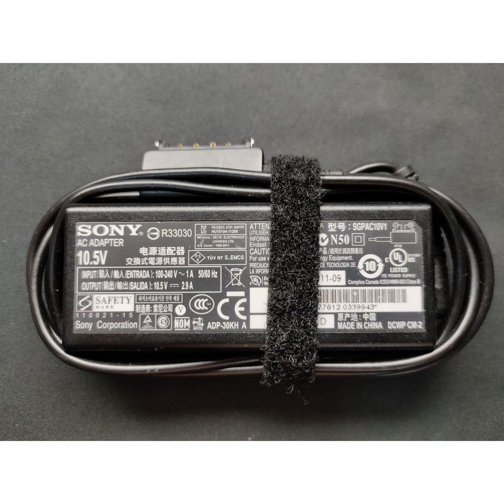 新力 Sony 原廠 10.5V 2.9A SGPAC10V1 平板 筆電 充電器 變壓器