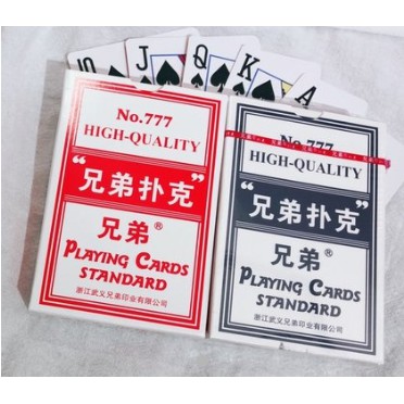 經銷 兄弟撲克牌 硬紙 德州撲克字大 老花撲克 好瞇 咕溜撲克牌 兄弟牌 撲克牌 四支刀 大老二 牌七 桌遊 博弈 露營