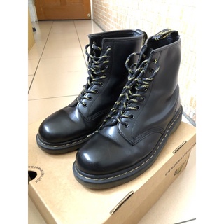 二手 正品 Dr.Martens 男8孔中筒靴