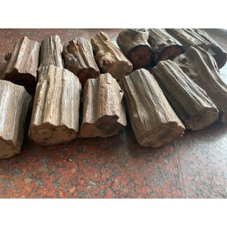 P22嚴選 天然降真香原木 實心硬料 降真木 降真香 通天 降真木 雕刻料 牌子料 重油脂 擺件