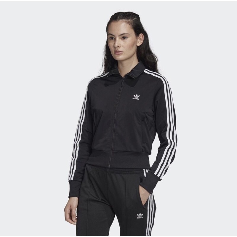 全新正品限時大特價降價🉐️ 全新正品Adidas 經典外套運動訓練慢跑健身女款黑GD2371 尺寸36 | 蝦皮購物