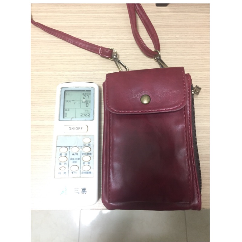 Ptt團購出國必備斜挎手機零錢包 蝦皮購物