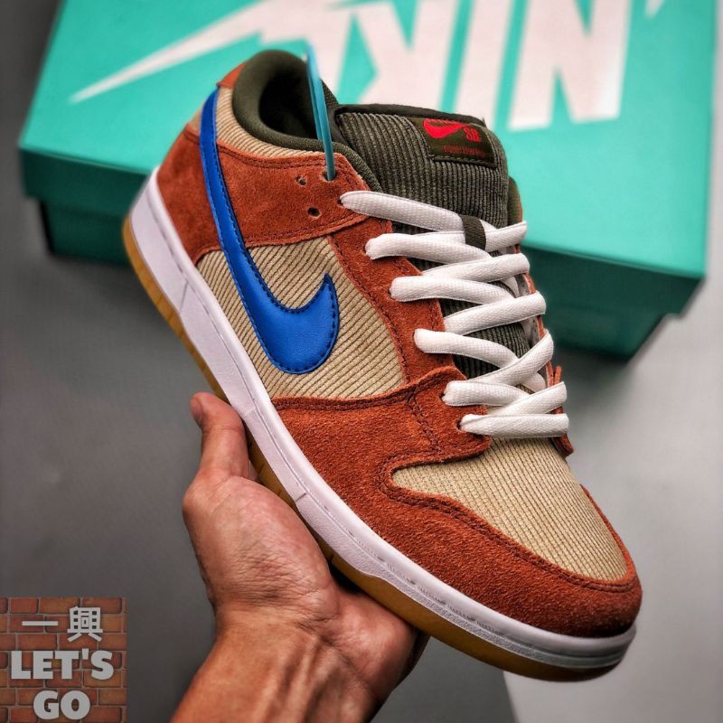 dunk low corduroy