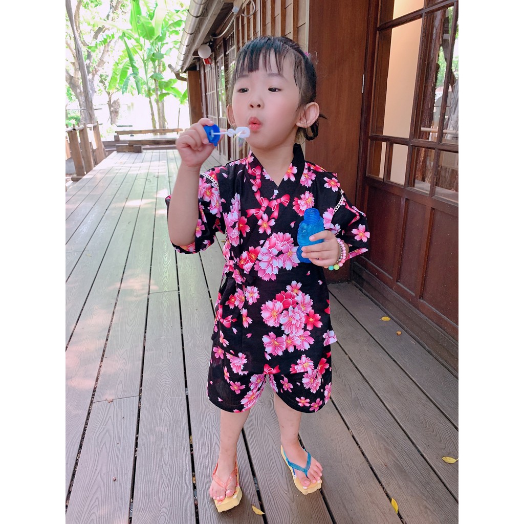 Pinklovejapan 日本購回 特惠中幼童 小孩短袖浴衣 甚平黑底春櫻綻放 女 大人親子裝 蝦皮購物