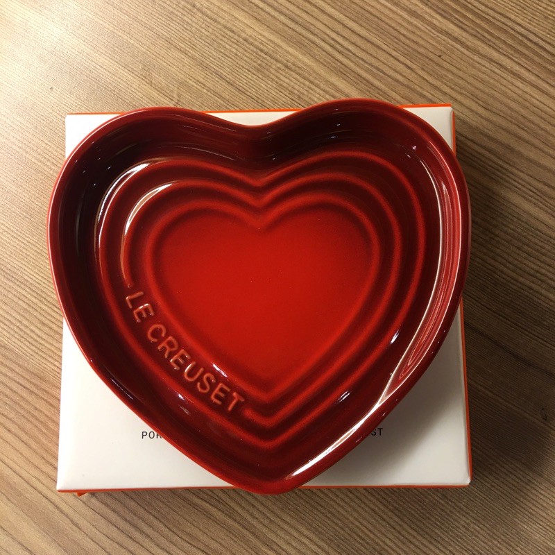 LE creuset ❤️心型鏟座盤（無花果）現貨出清