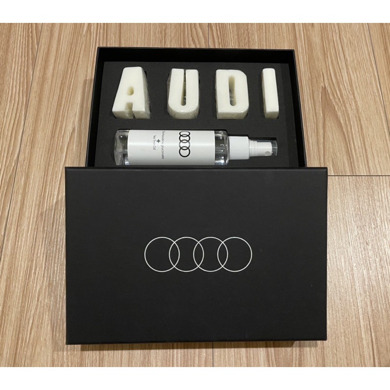 AUDI 禮盒：香氛手工皂 + 茶樹精油抗菌噴霧