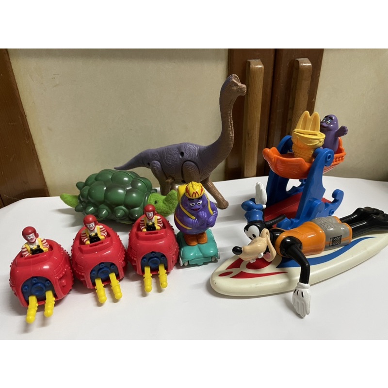麥當勞玩具-奶昔大哥海盜船、恐龍高飛衝浪、麥當勞叔叔潛水艇
