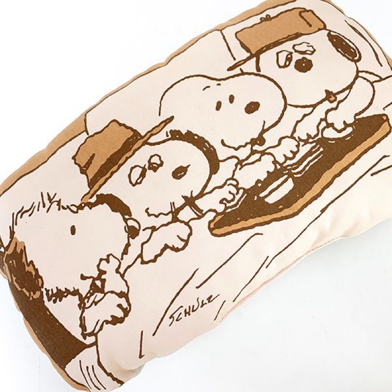 日本 2022 Peanuts Snoopy 史努比 史奴比兄弟 奧拉夫 雙面抱枕 抱枕 靠枕 靠墊 午安枕