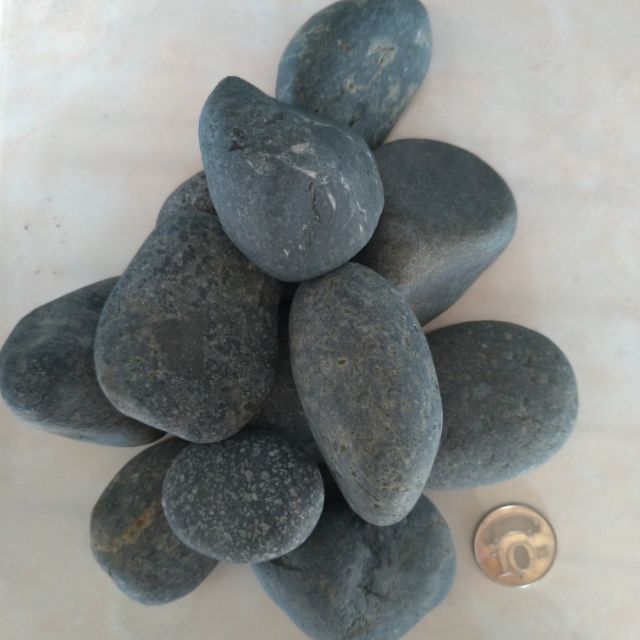 粉石鋪～黑蛋石 天然原石 天然石頭 2kg/包（景觀盆栽園藝、水族觀賞、步道鋪設、種植排水性佳）