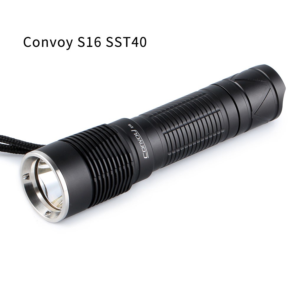 Convoy S16 內置luminus SST40 LED 21700手電筒 4檔驅動(s12)