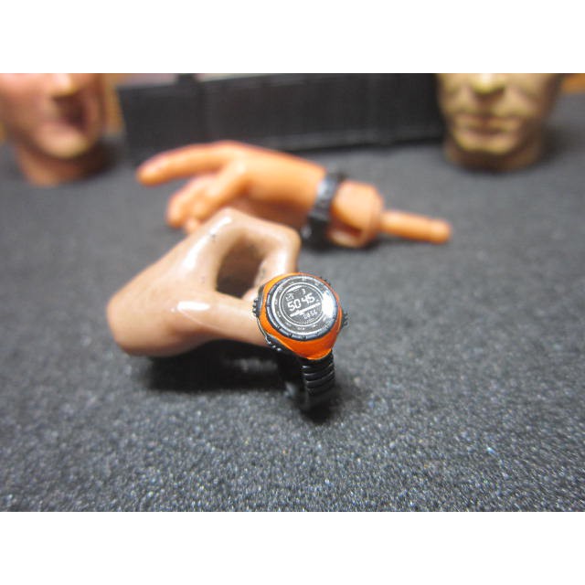 AG3特戰部門 DAM黑水傭佣兵1/6橘環手錶一支 mini模型