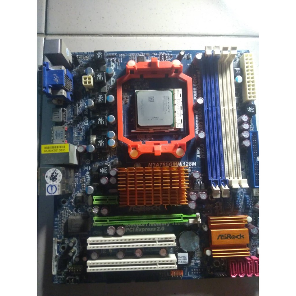 AM3  M3A785GMH/128 + Athlon II 250  主機板+CPU