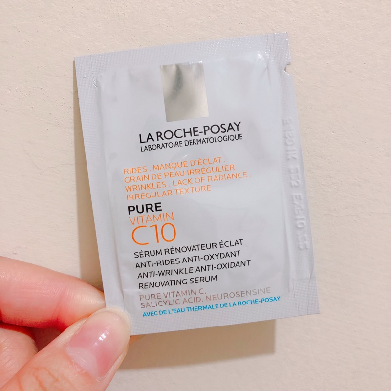 La Roche-Posay 理膚寶水 C10肌光活膚精華 1.5ml 試用包