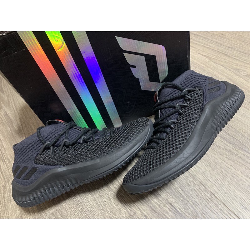 adidas dame 4 全黑 us7 uk6.5 eur40 25.5cm lillard 青少年版