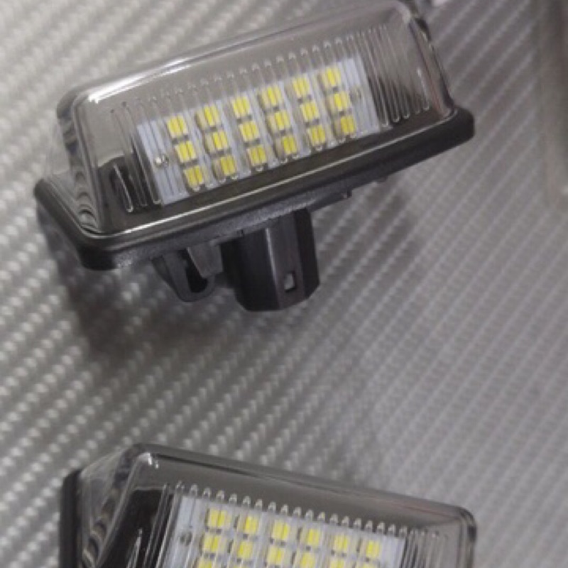豐田 Previa   LED牌照燈