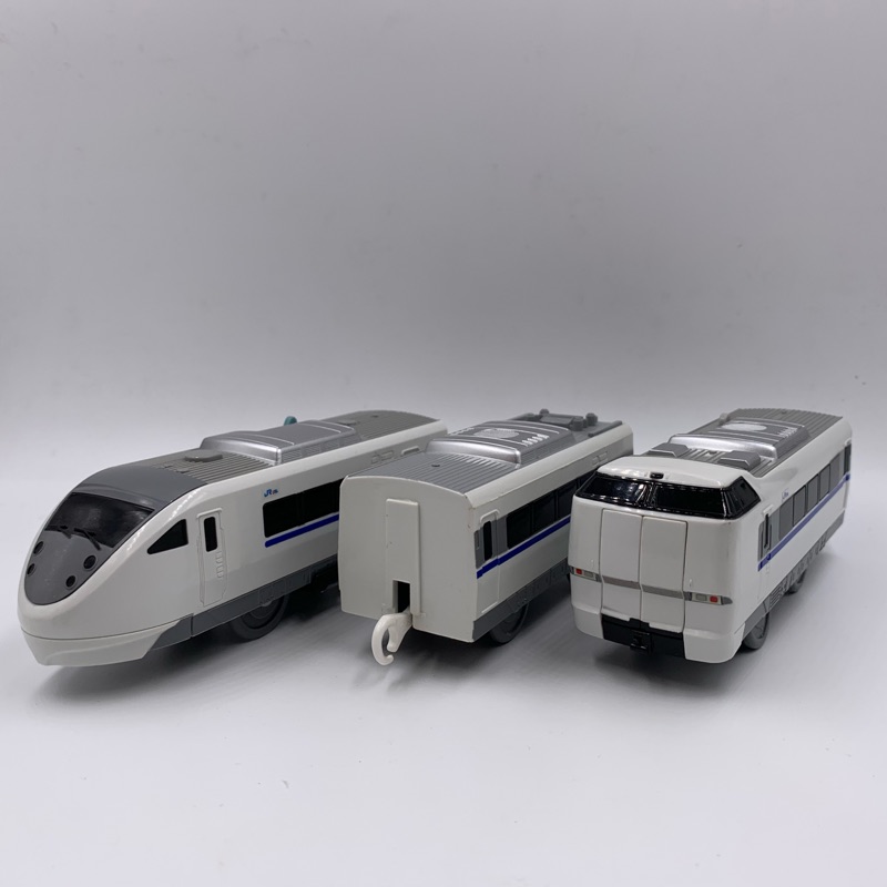 Takara Tomy Plarail S 57 681系特急電車磁石連結3節編組動力測試正常泰國製 蝦皮購物