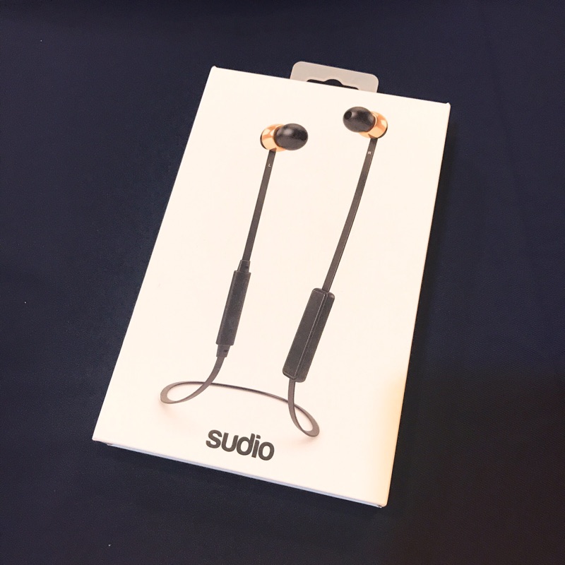 瑞典設計 Sudio Vasa Bla 二手藍芽耳道式耳機(附真皮保護套)黑