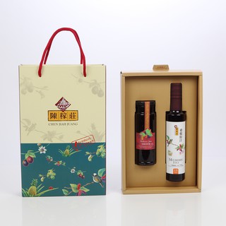 【陳稼莊】經典桑椹禮盒-2入B：1瓶桑椹原汁(加糖)250ml+1瓶桑椹果粒醬300g