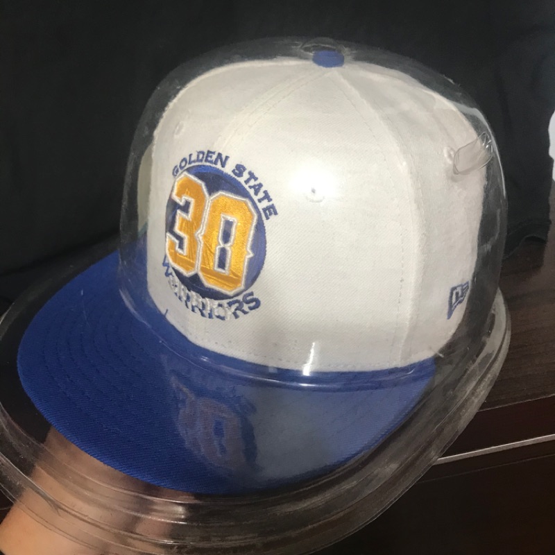降價出清）New era curry 金州勇士隊籃球帽，請先聊聊了解商品狀況
