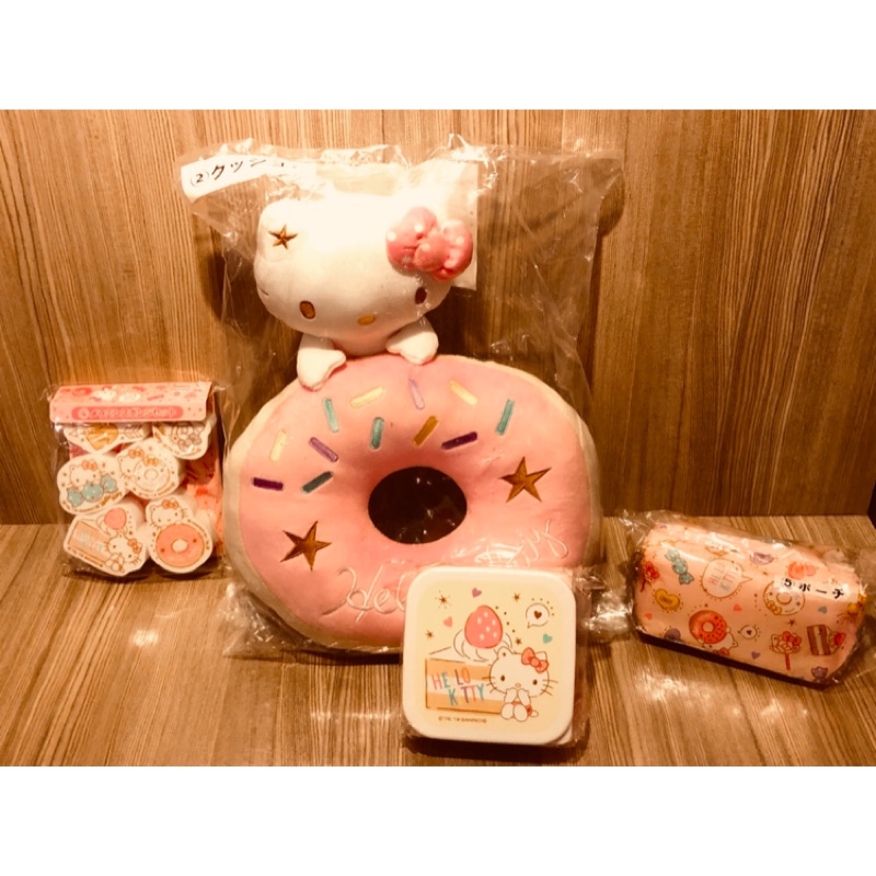 日版 正版 一番賞 三麗鷗 Hello Kitty 凱蒂貓 靠枕 抱枕 全新 現貨！！