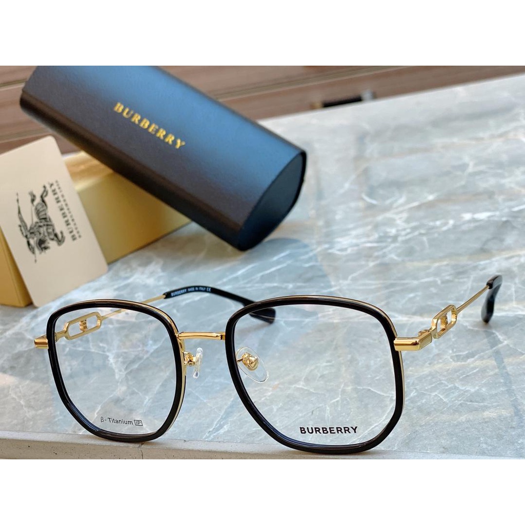 独特の素材 新品BURBERRY度無し眼鏡 suporte.exxe.inf.br